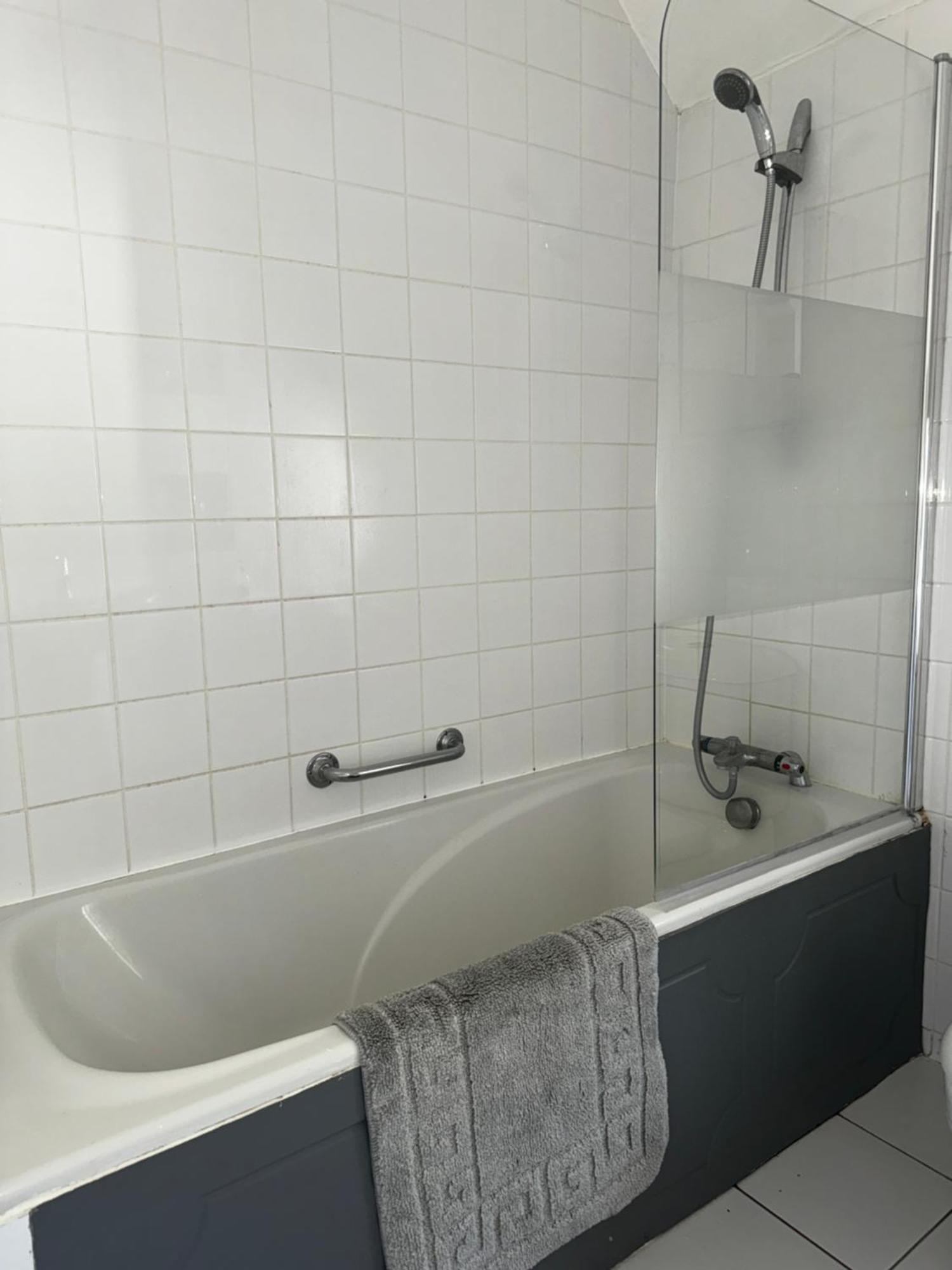 Apartment In Canford Cliffs Close To Sandbanks Beach Poole Exteriér fotografie