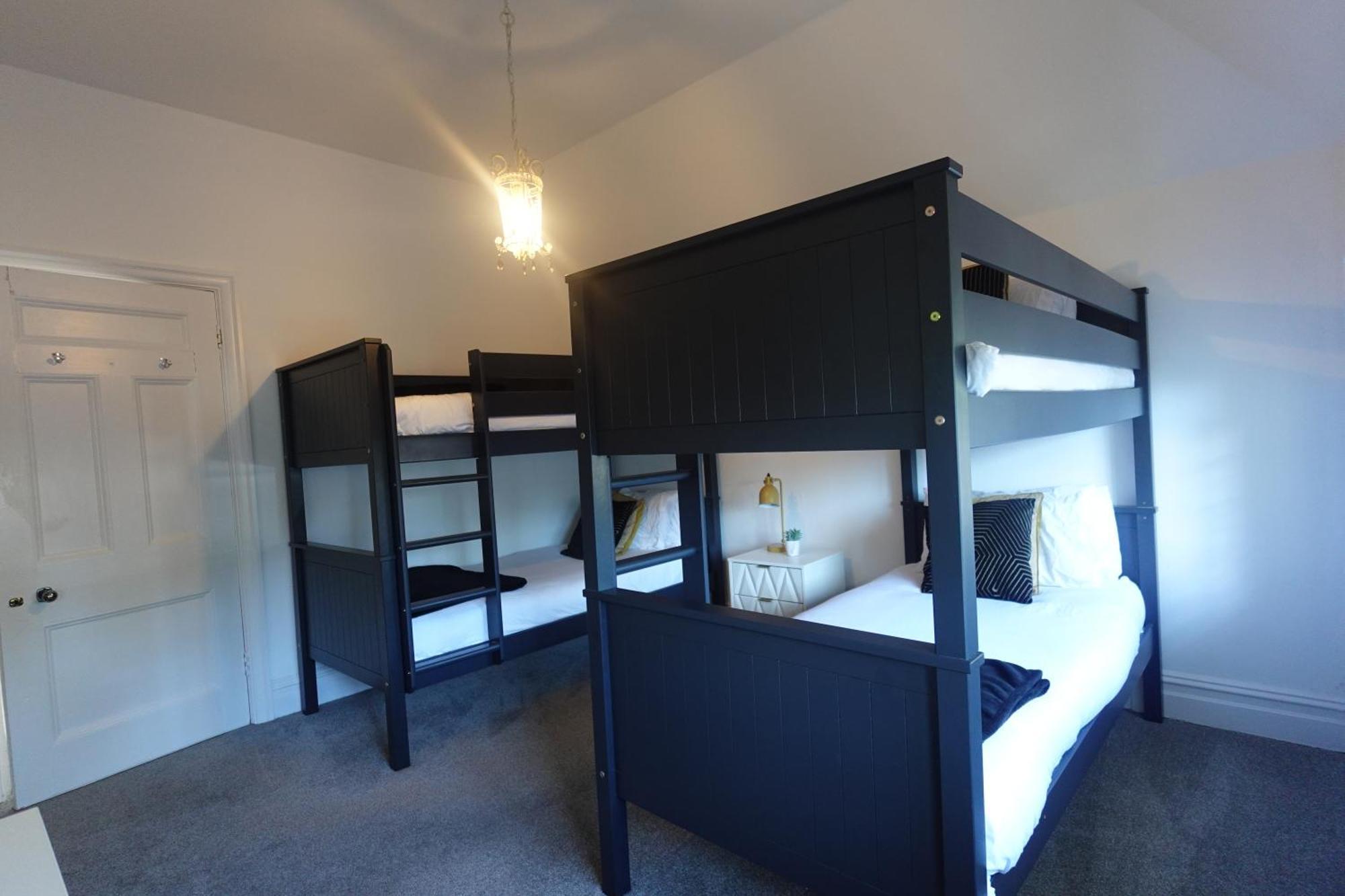 Apartment In Canford Cliffs Close To Sandbanks Beach Poole Exteriér fotografie