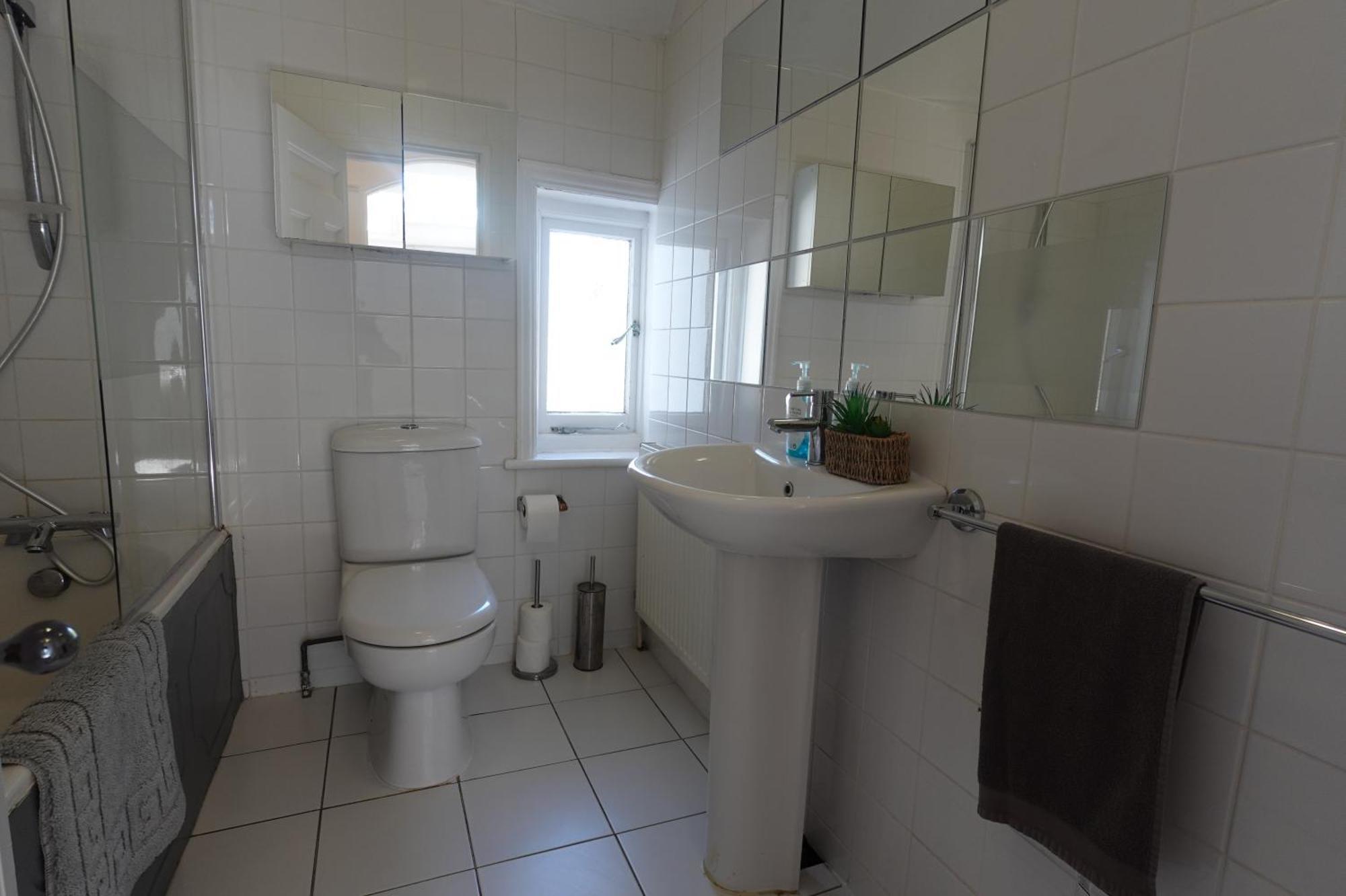 Apartment In Canford Cliffs Close To Sandbanks Beach Poole Exteriér fotografie